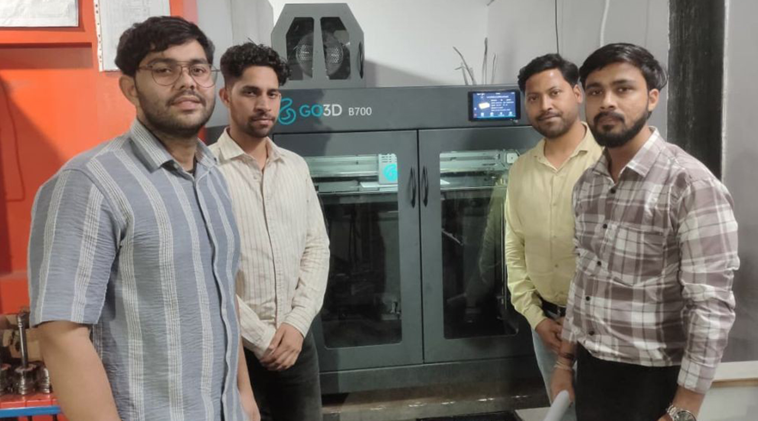 Ganga Thermopack team standing in front of their Go3D B 700 industrial 3D printer